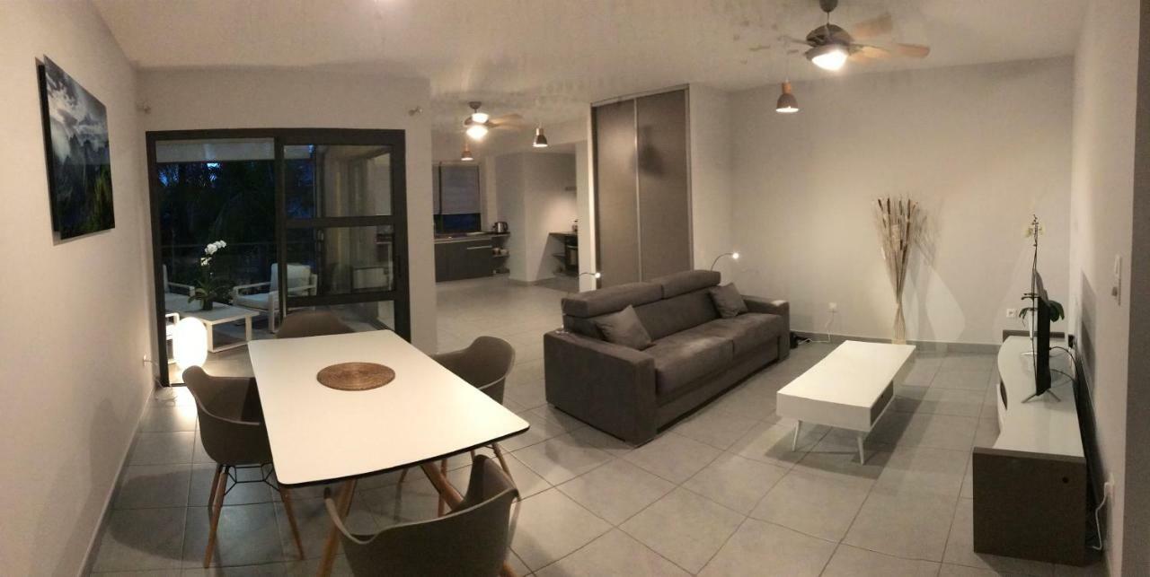 100 Rue Suffren Apartment Saint Pierre Bagian luar foto